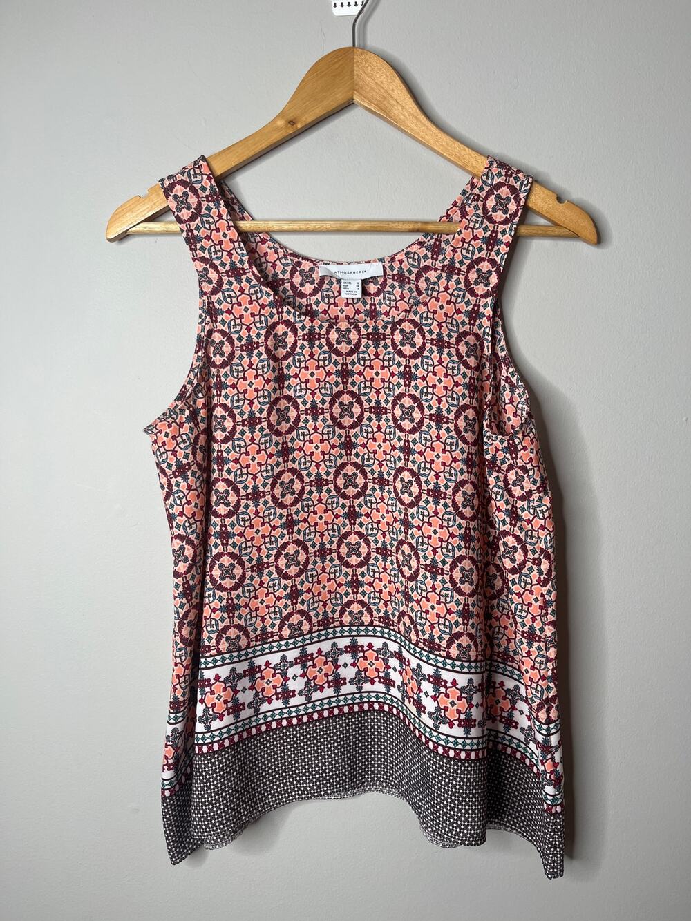 Atmosphere printed tank size 6